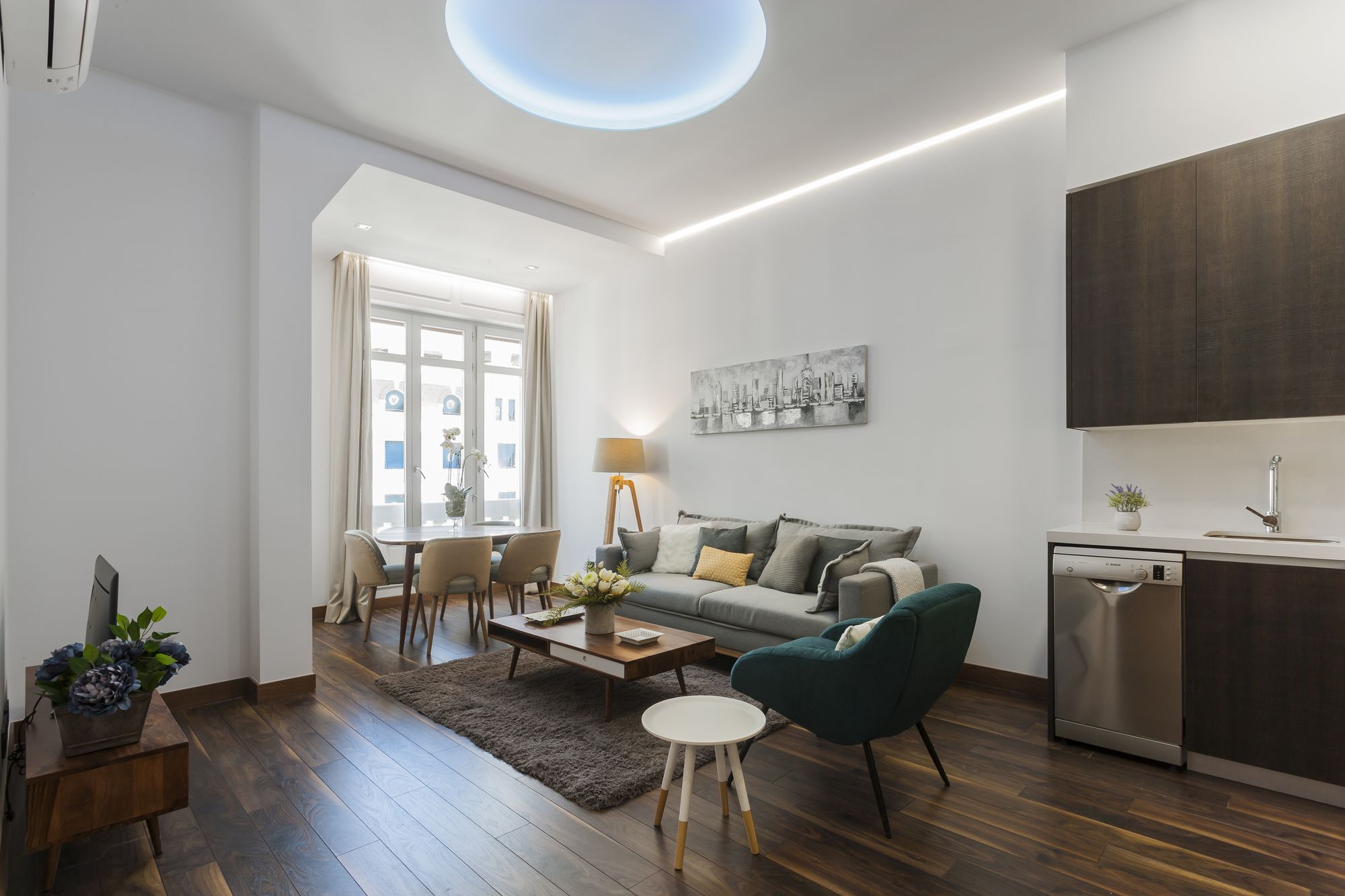 Apartment Dobo Gran Via *