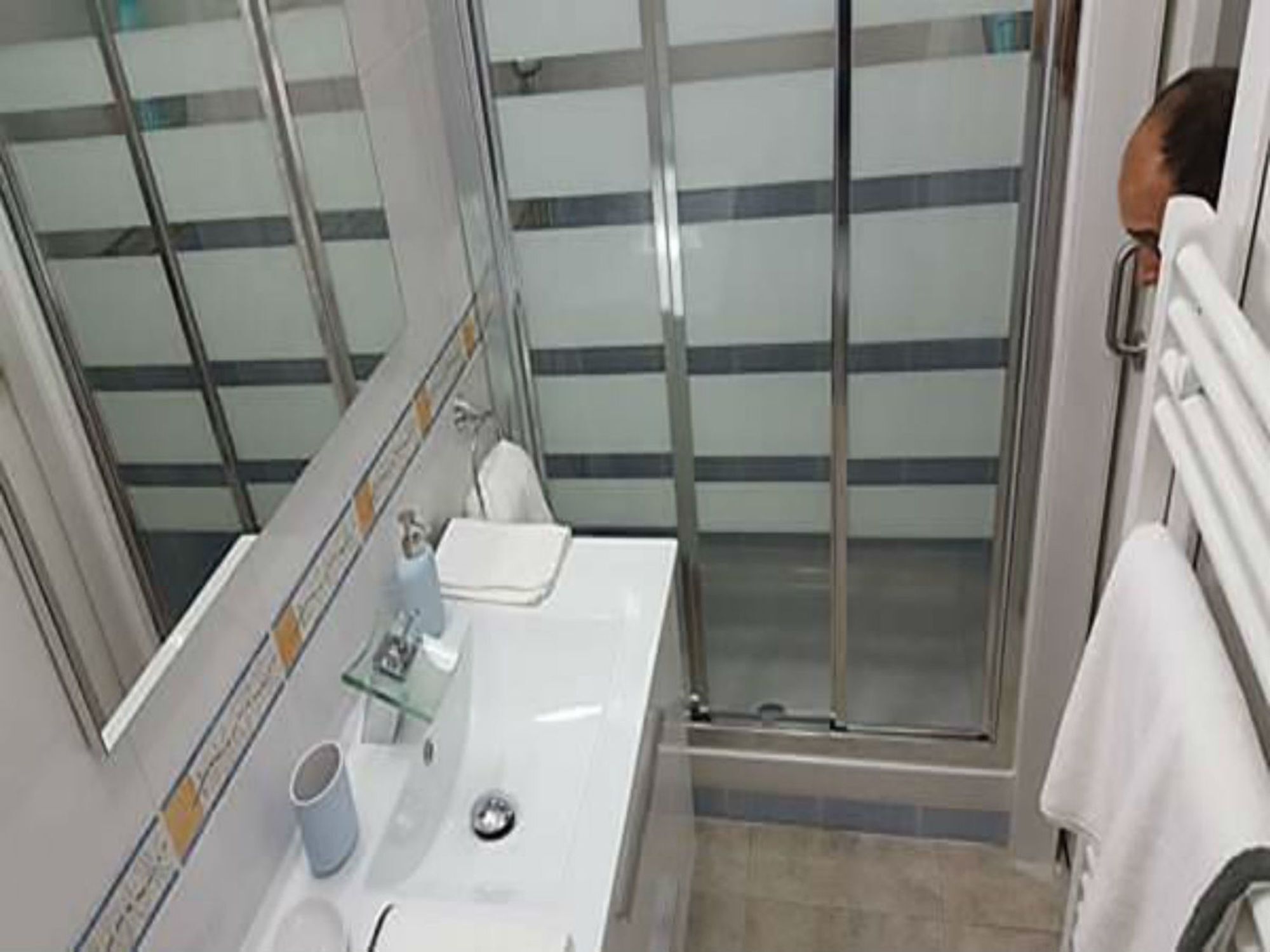 Museo Reina Sofia Apartment Madrid