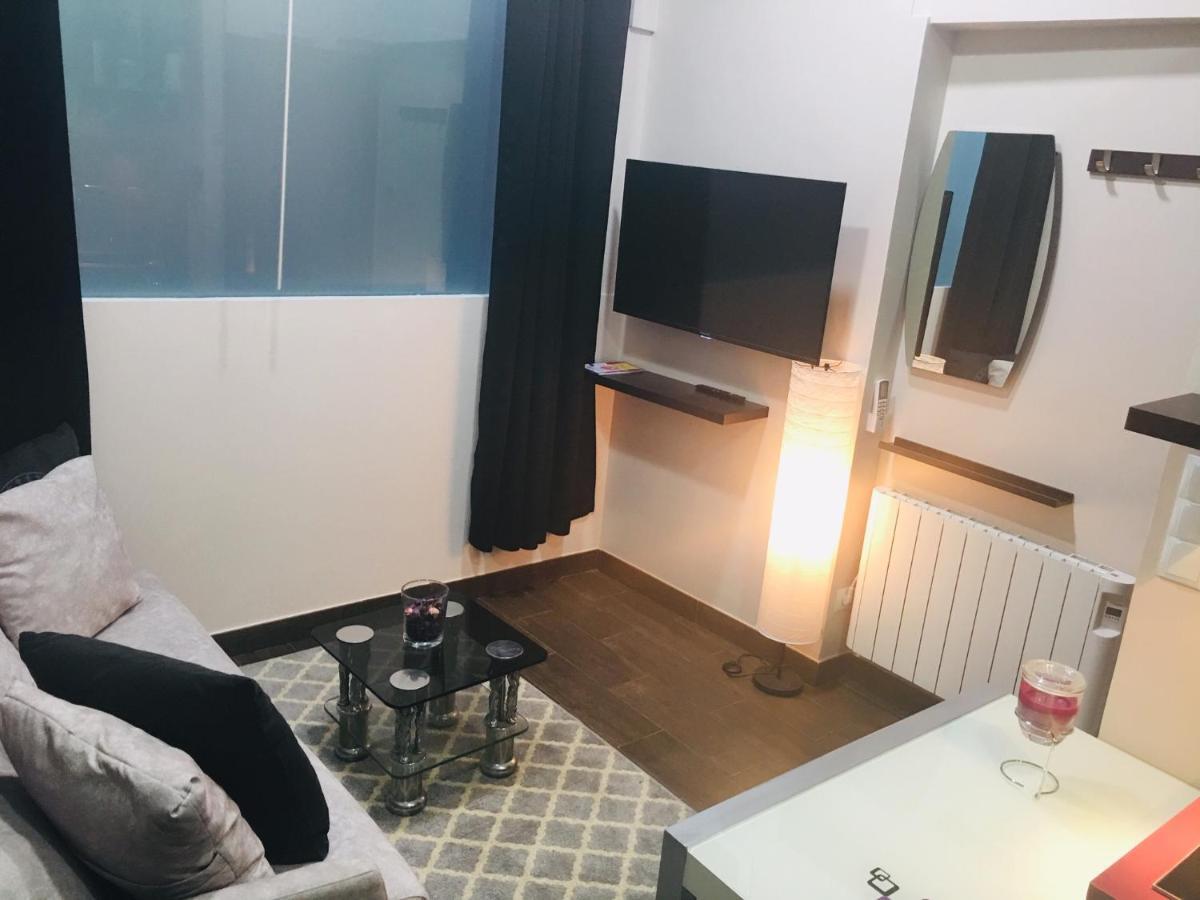 Apartment Deluxe Barajas