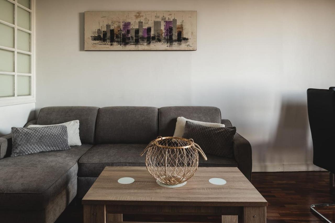 Apartamento Atico Con Vistas A La Puerta De Alcalá Madri
