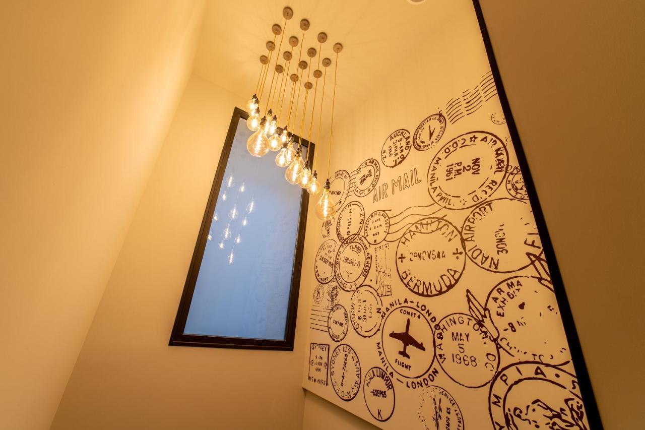 Hostel Petit La Latina (adults Only) *