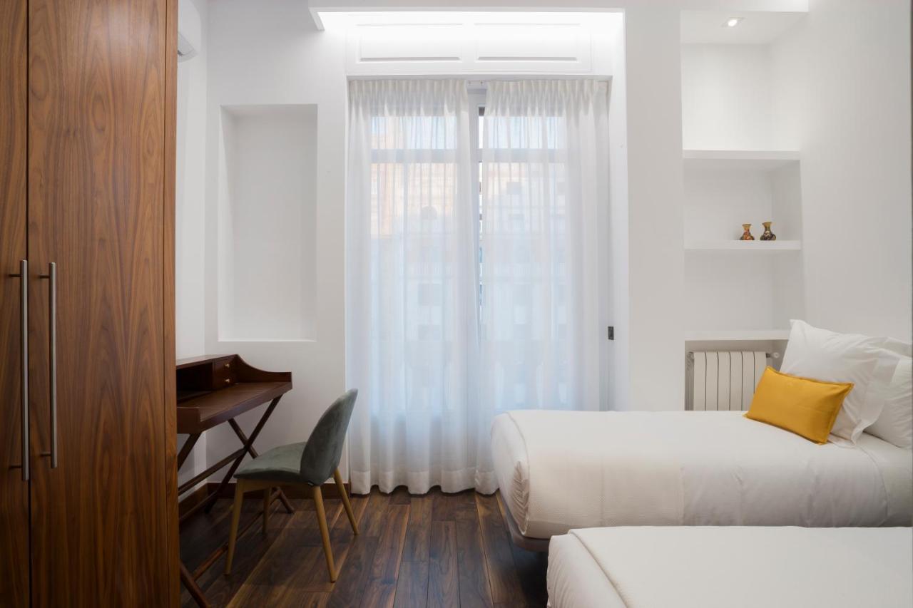 Dobohomes - Gran Via 2 Apartamento *