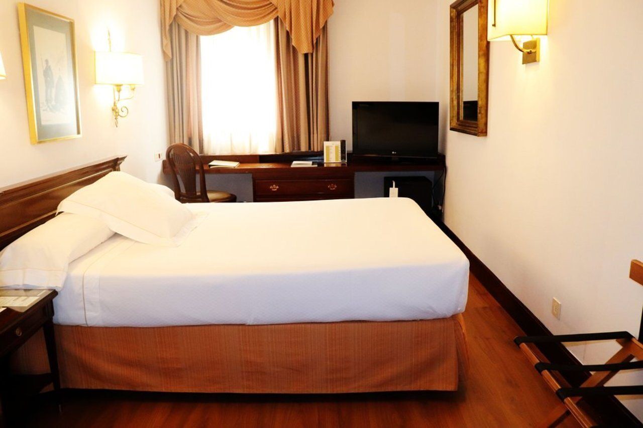 Hotel Miguel Angel Madri