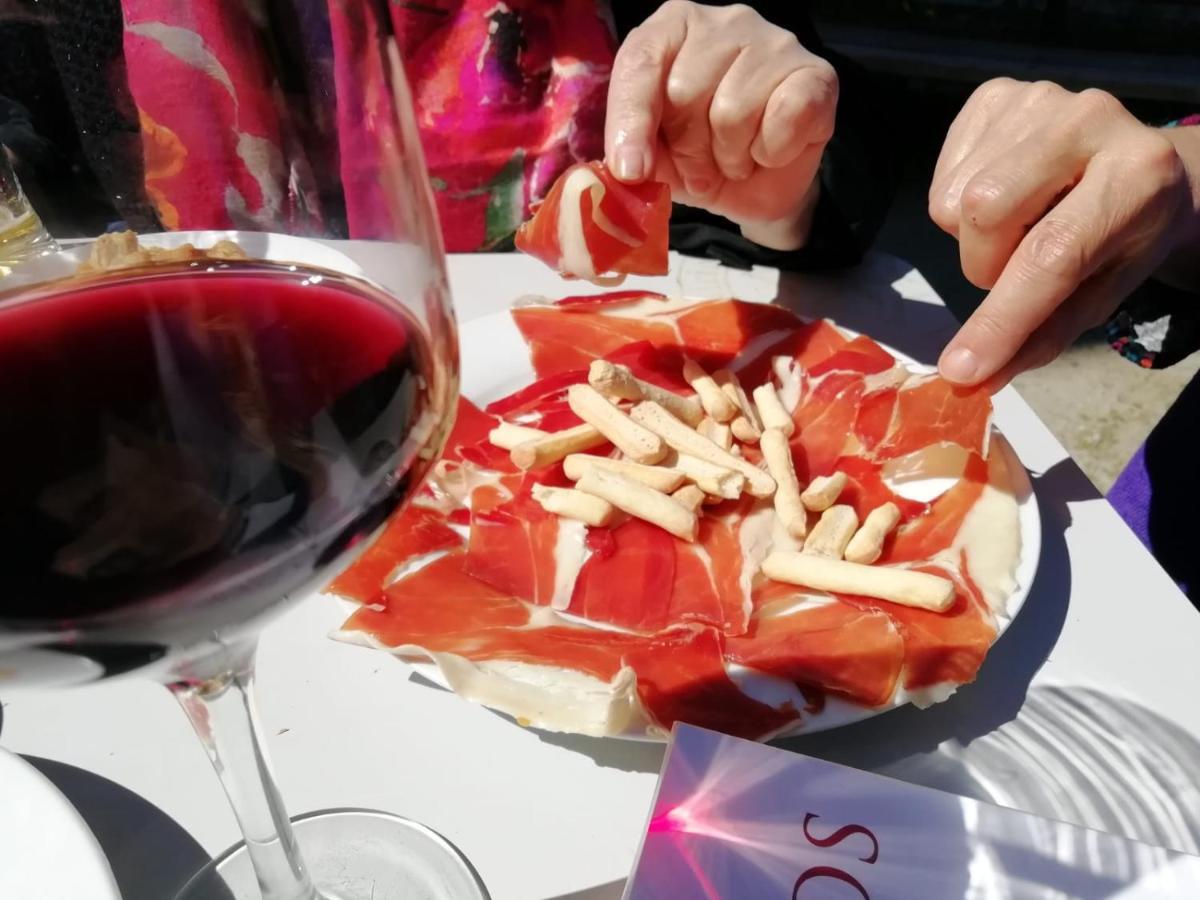 Homestay Warm And Well Connected Madrid
