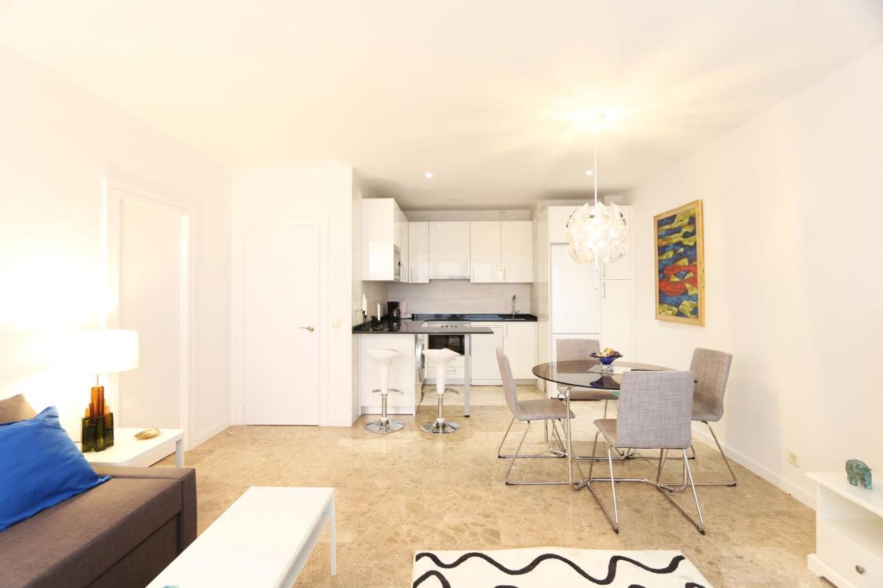 Urbantec Realty - Plaza De Colon Apartment Madrid
