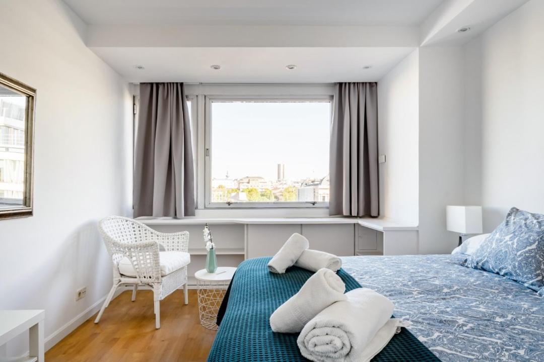Apartment Urbantec Realty - Plaza De Colon *