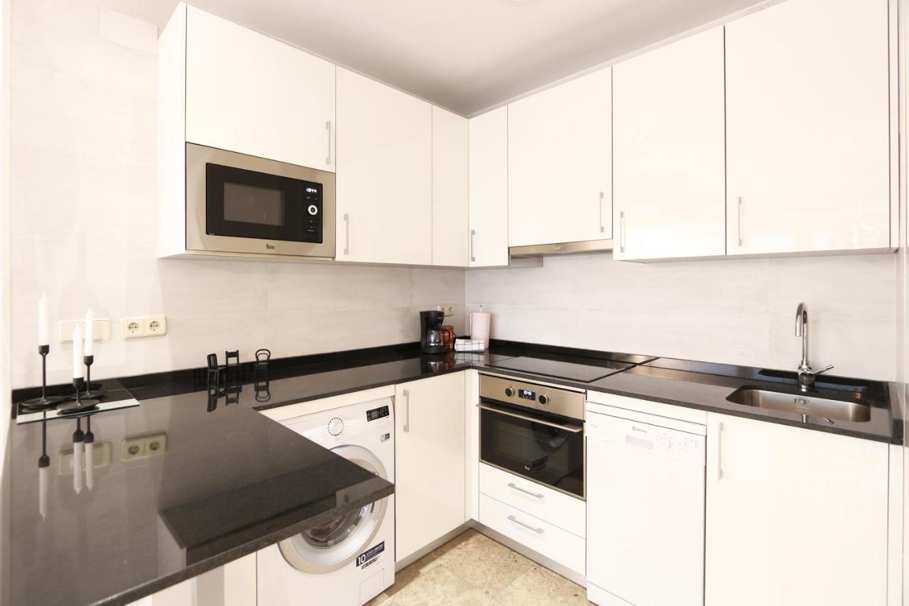 Apartment Urbantec Realty - Plaza De Colon *