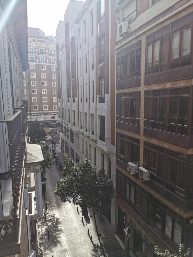 Centro Gran Via - Callao Apartment