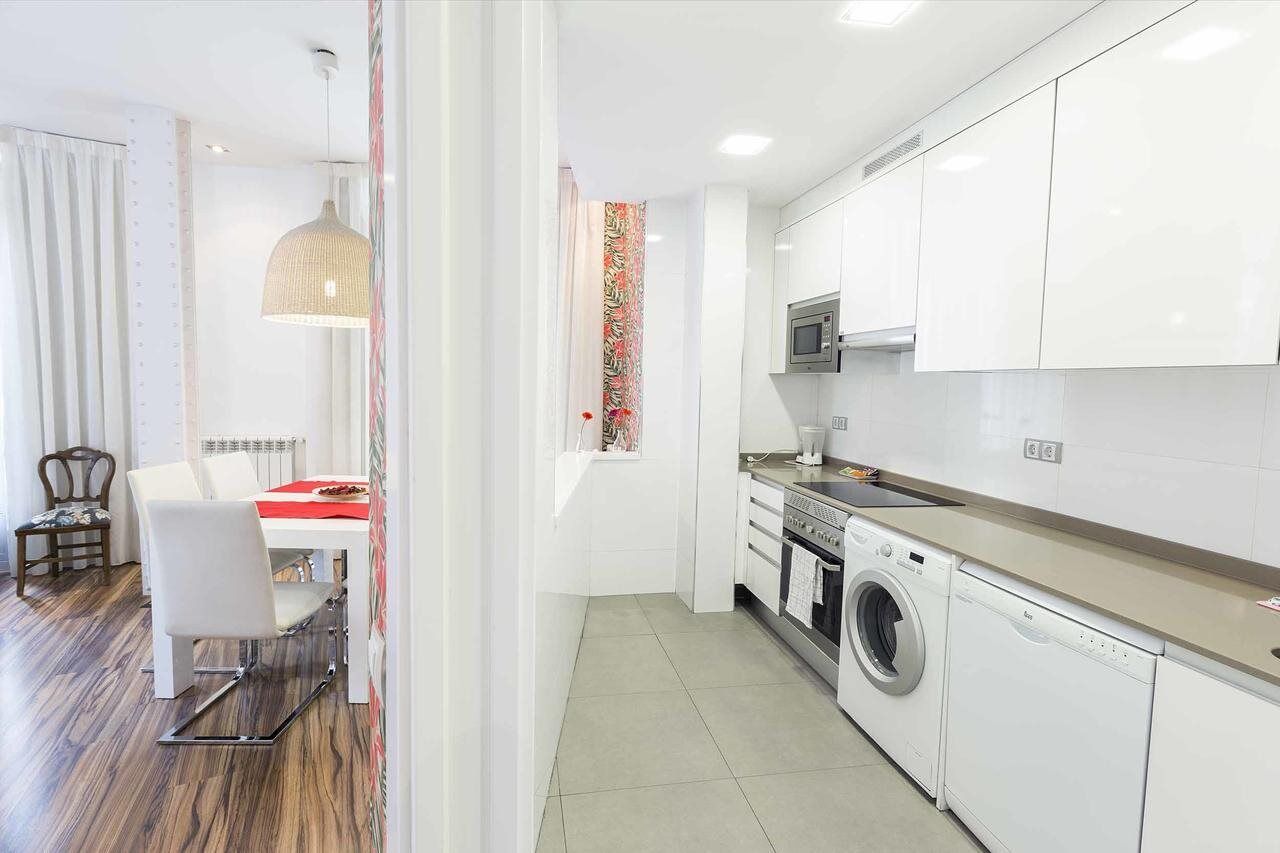 Smartrental Gran Via Apartment *