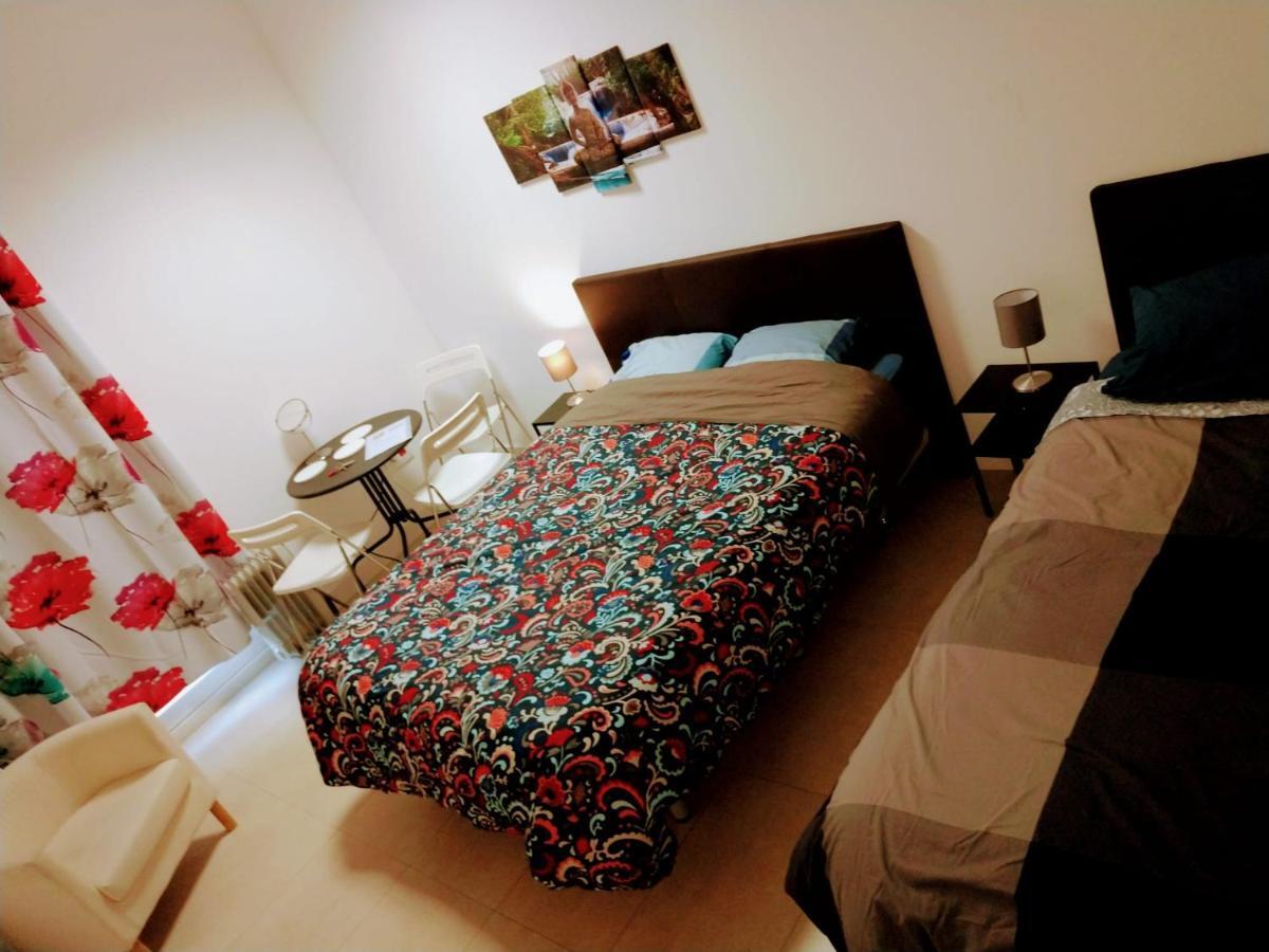 Guest house Parsa House *