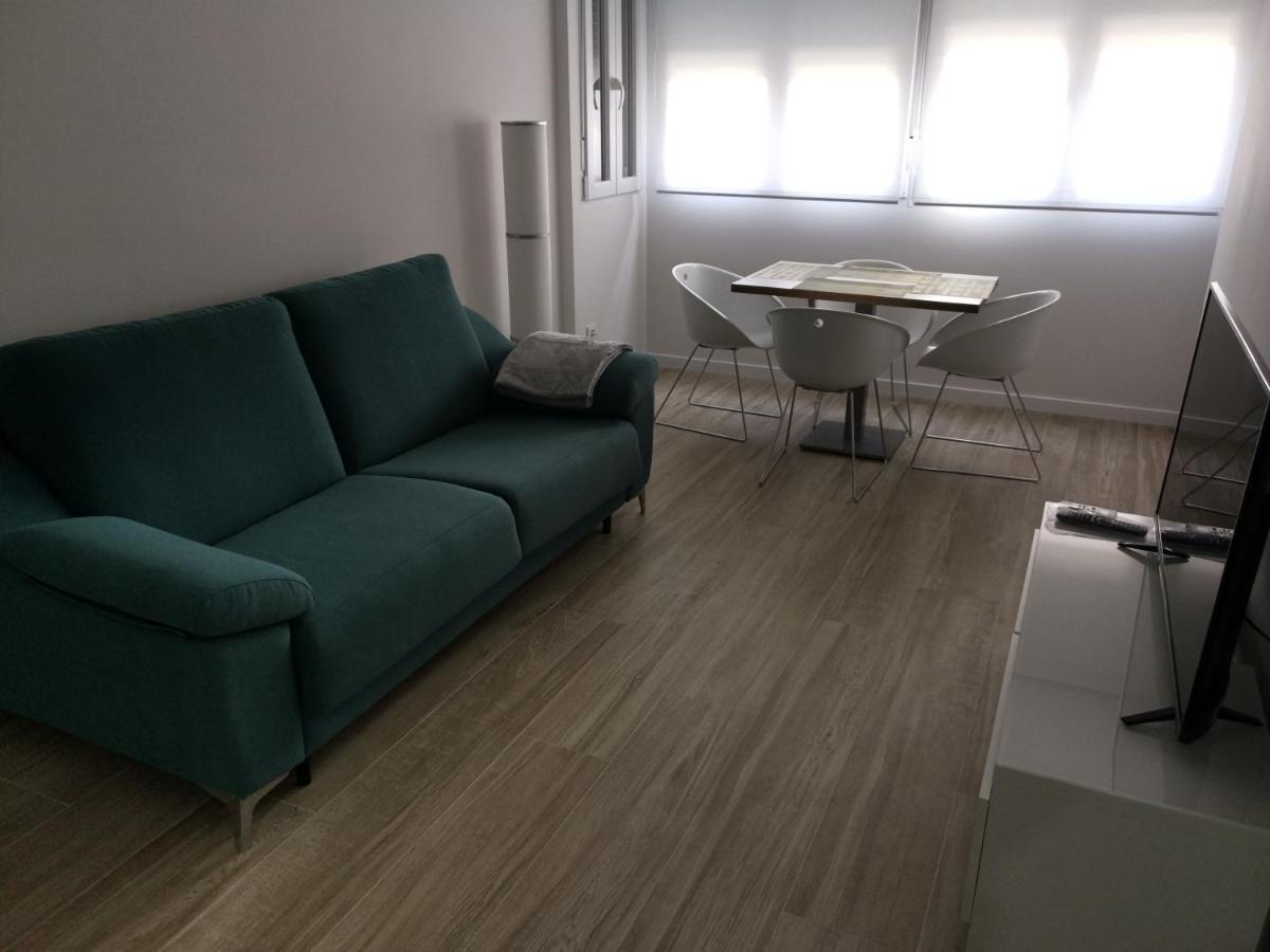 Apartment Moderno,tranquilo, Entrada Autonoma Y Facil Aparcamiento. Madrid