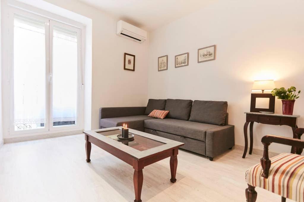 Original Y Coqueto Apartamento Junto A Plaza Mayor Apartment *
