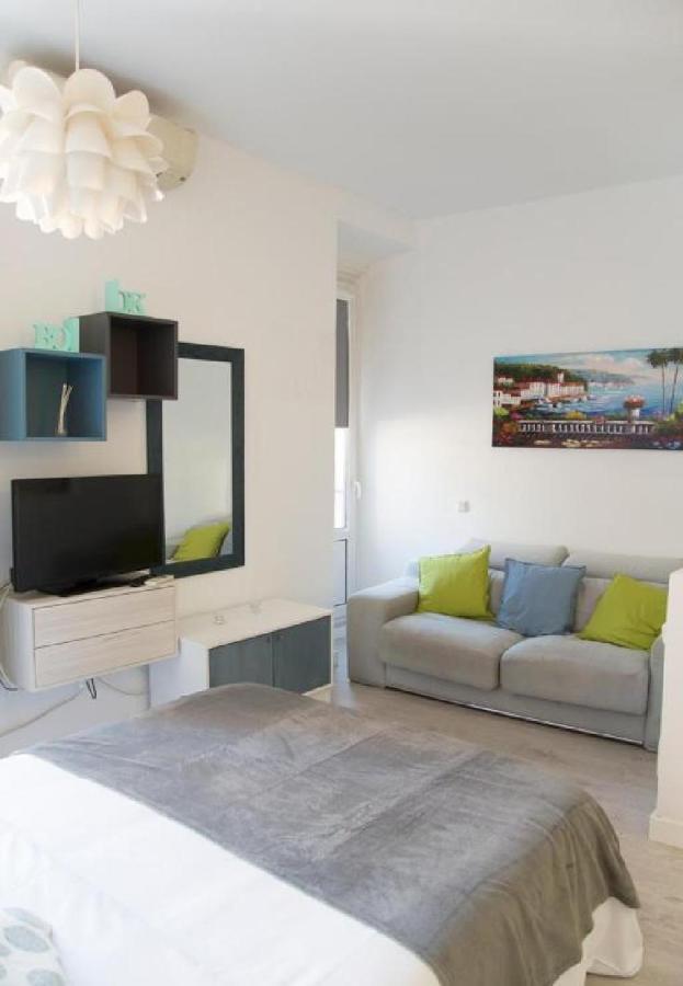 Un Fascinante Estudio En Centro Apartamento Madri