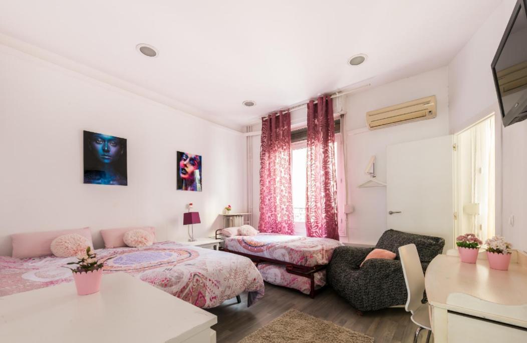 M&f 7 Rooms/7 Bathrooms Over Gran Via Apartment Madrid