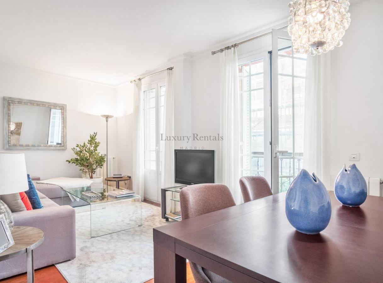 Charming 2-bedroom In Retiro Perfect Location Apartment