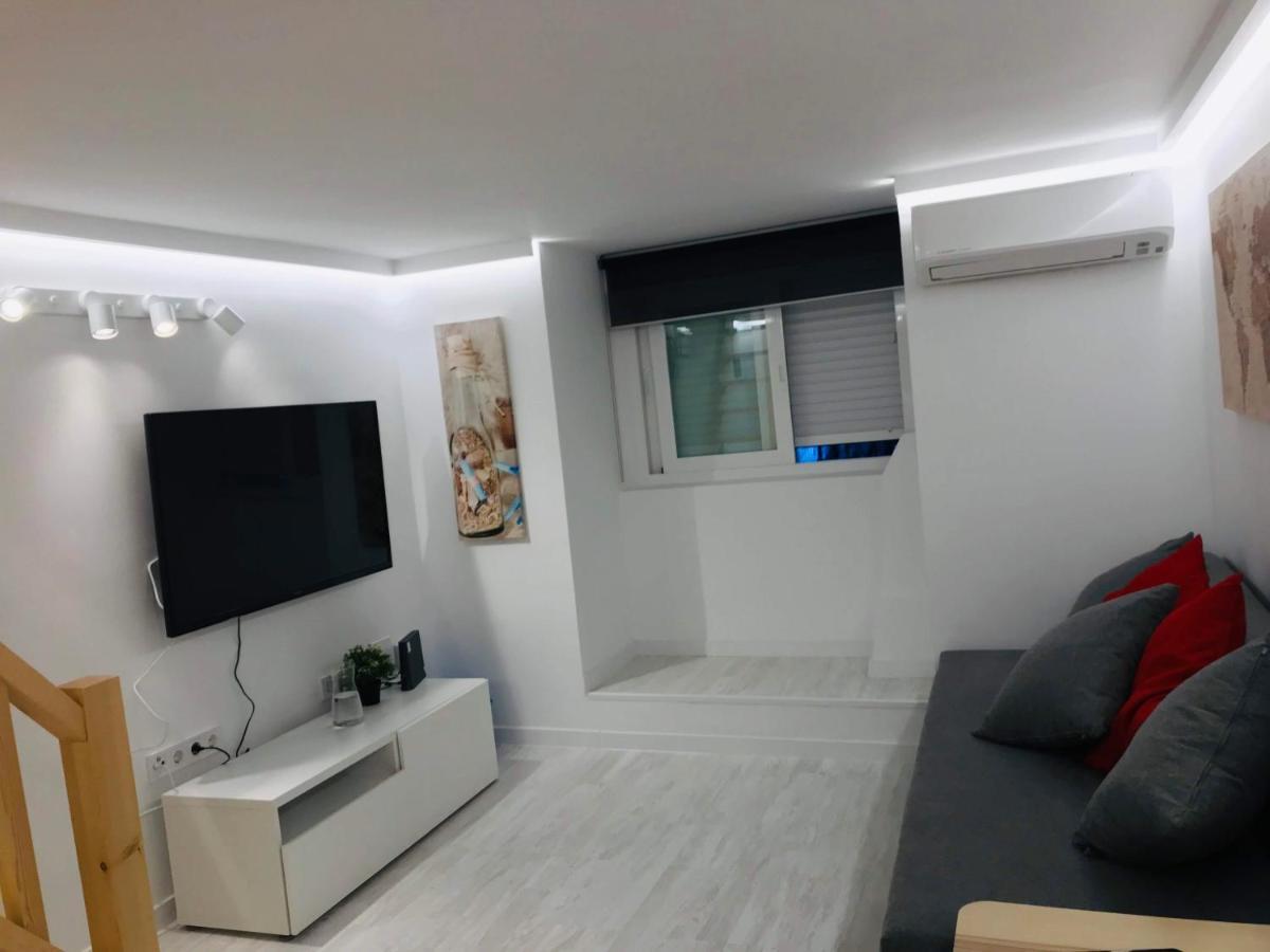 Cozy Malasana Free Parking Apartment *