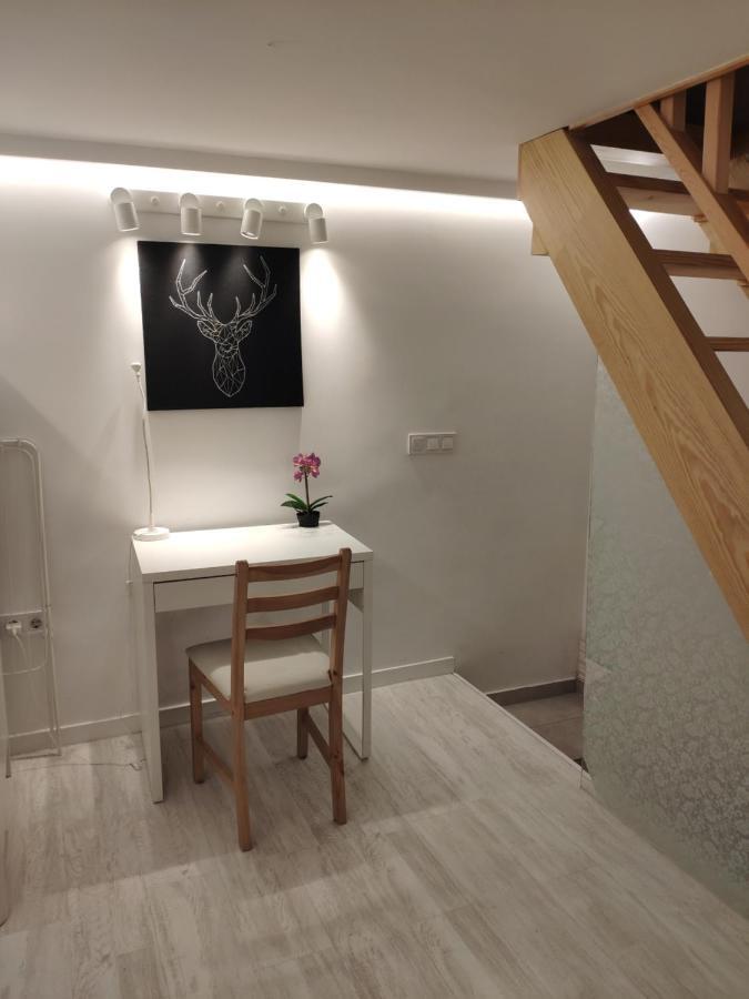 Cozy Malasana Free Parking