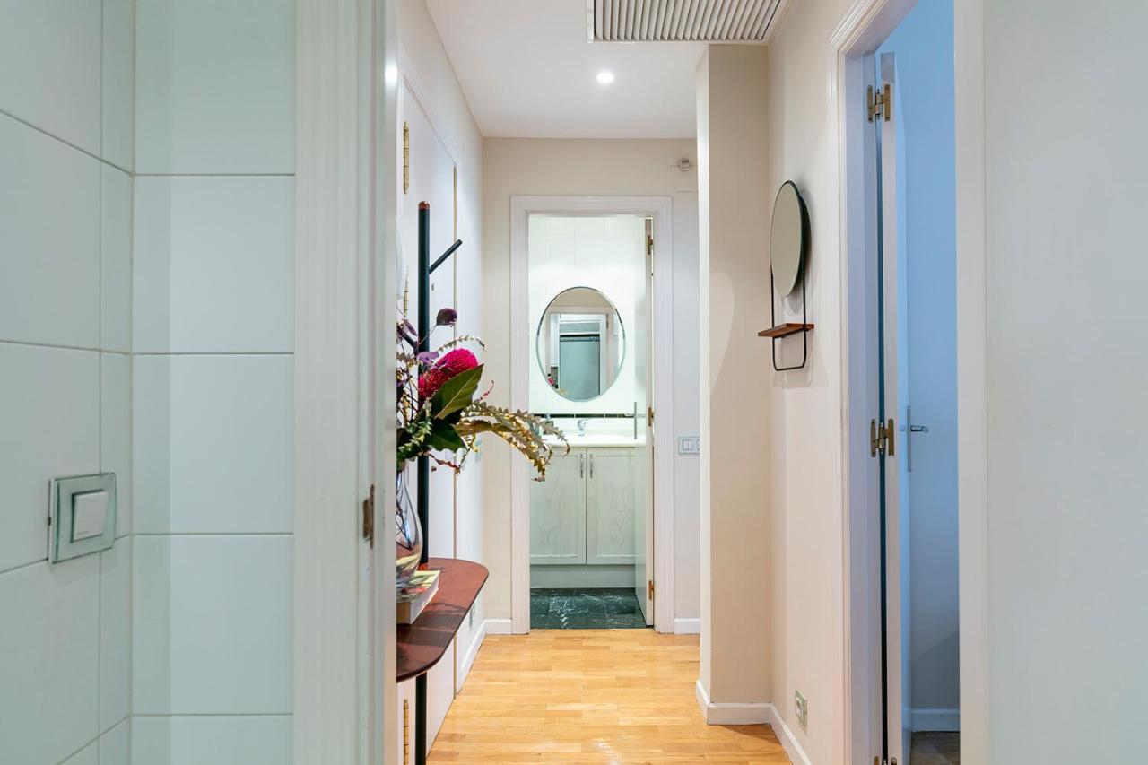 Luxury Belmont Puerta Del Sol Apartment Madrid