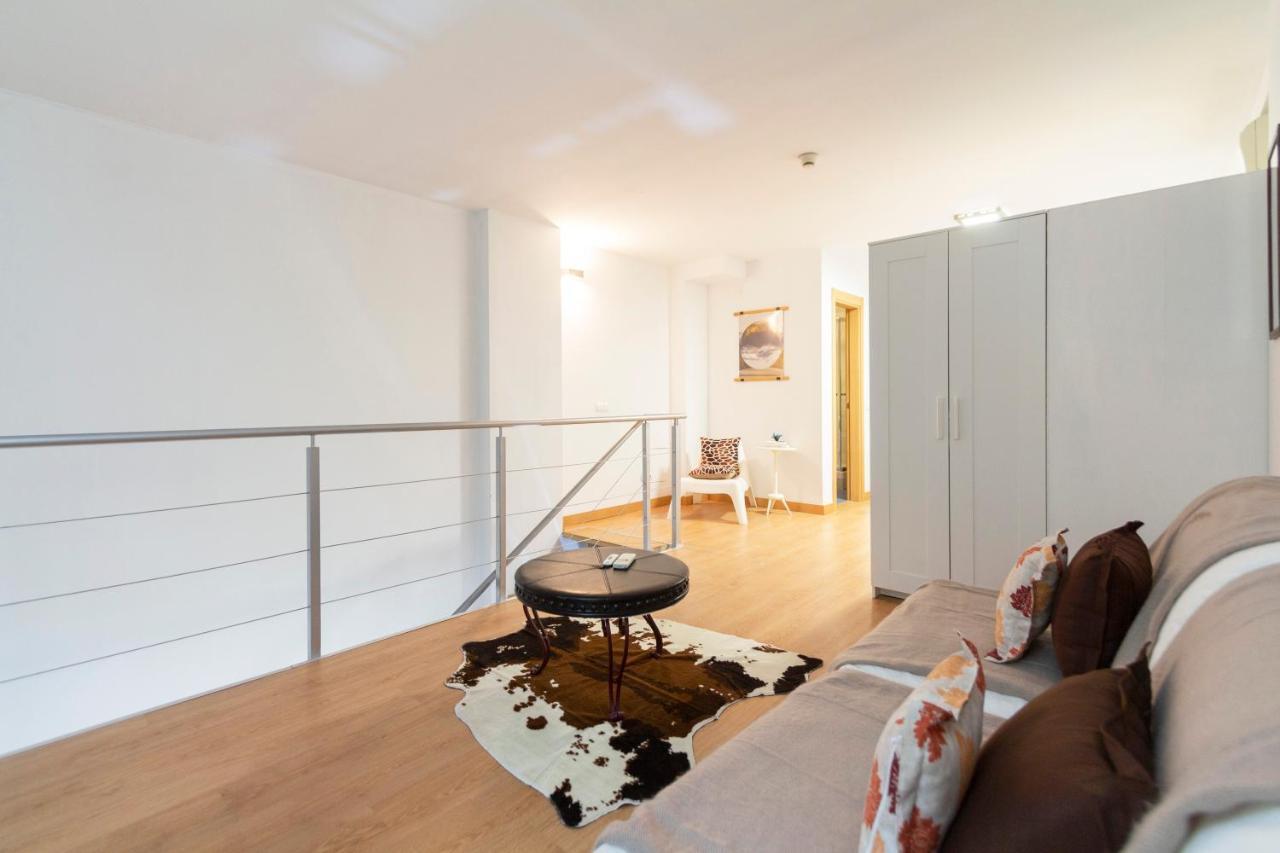 Dobo Homes Manoteras 30 Apartamento