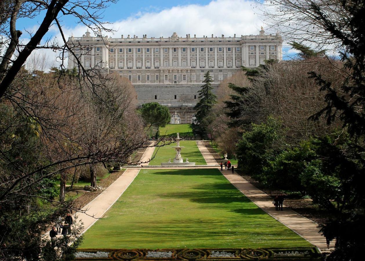Hostel Petit La Latina (adults Only) *