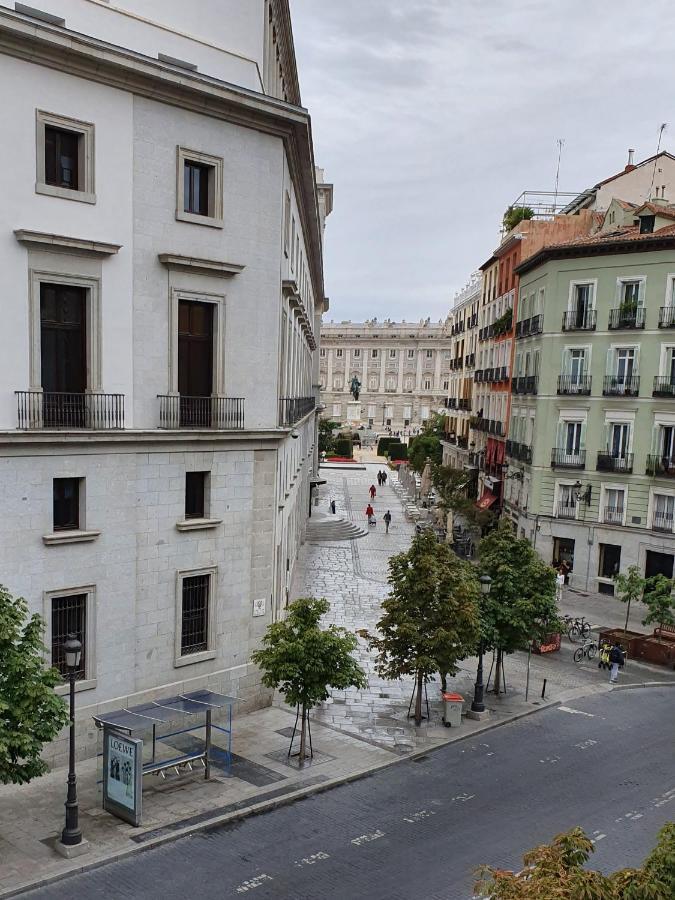Escala Opera Guest house