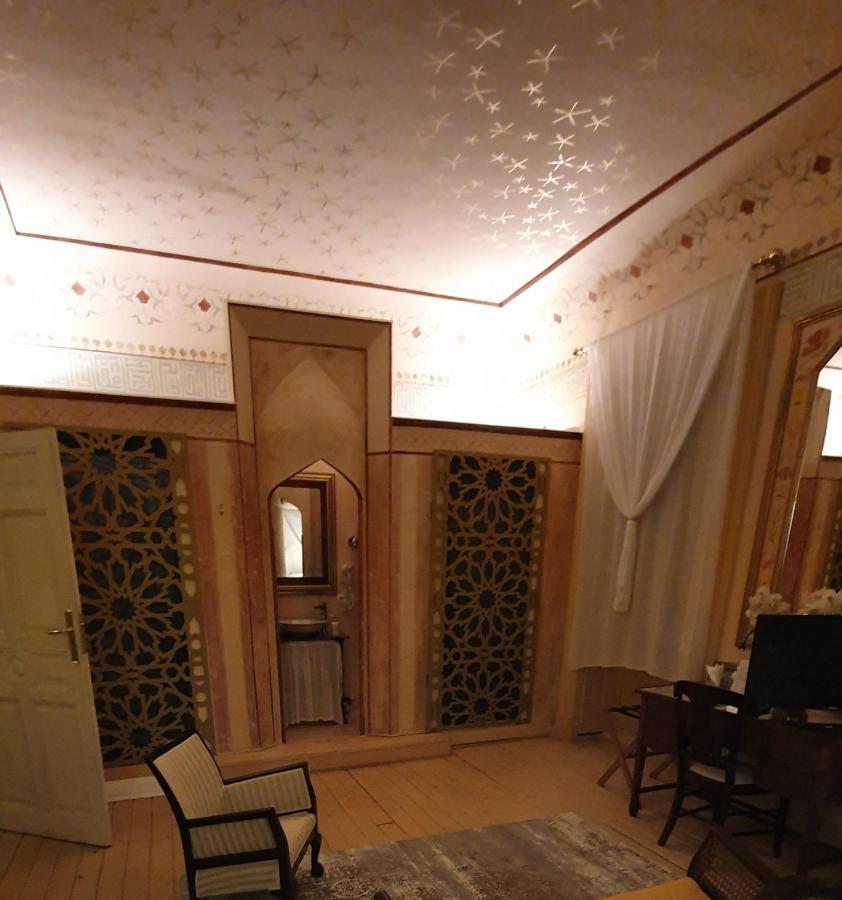 Guest house Escala Opera
