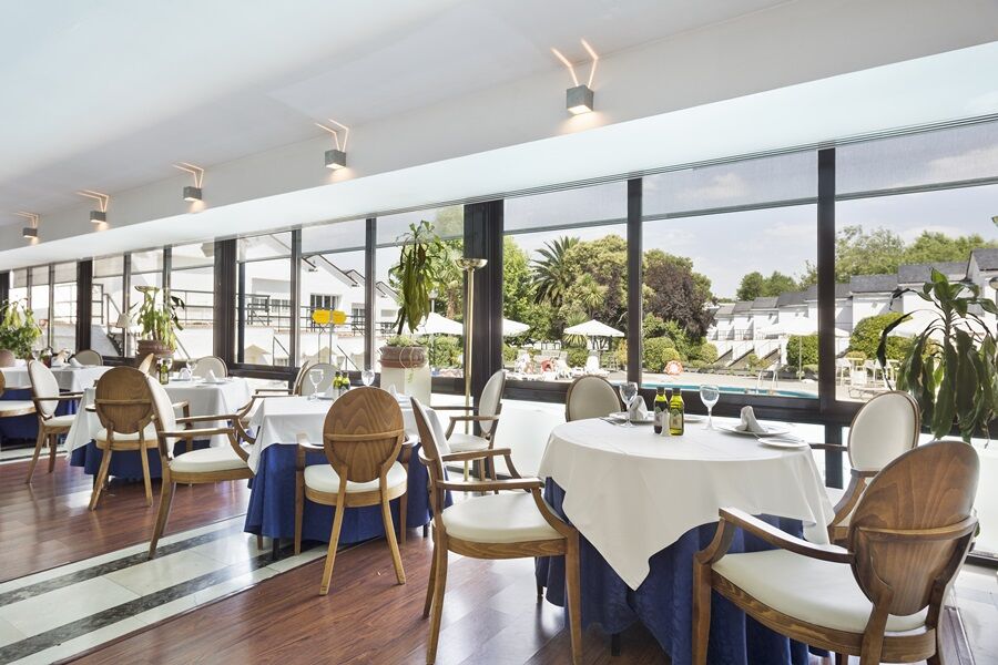 Hotel Osuna 4*
