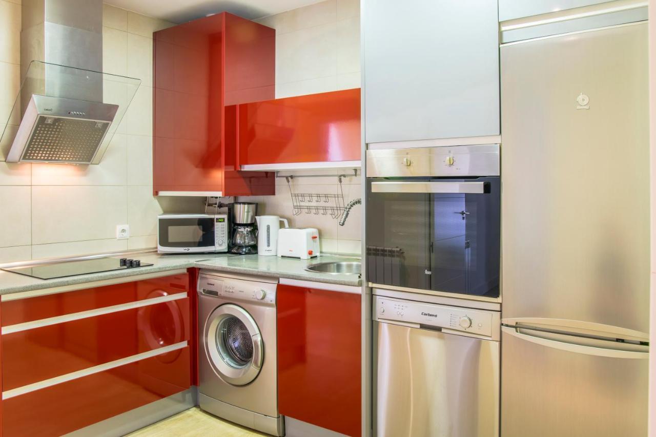 Plaza Apartment *