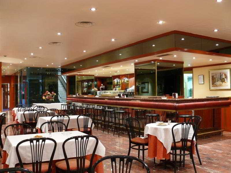 Pierre & Edificio Eurobuilding 2