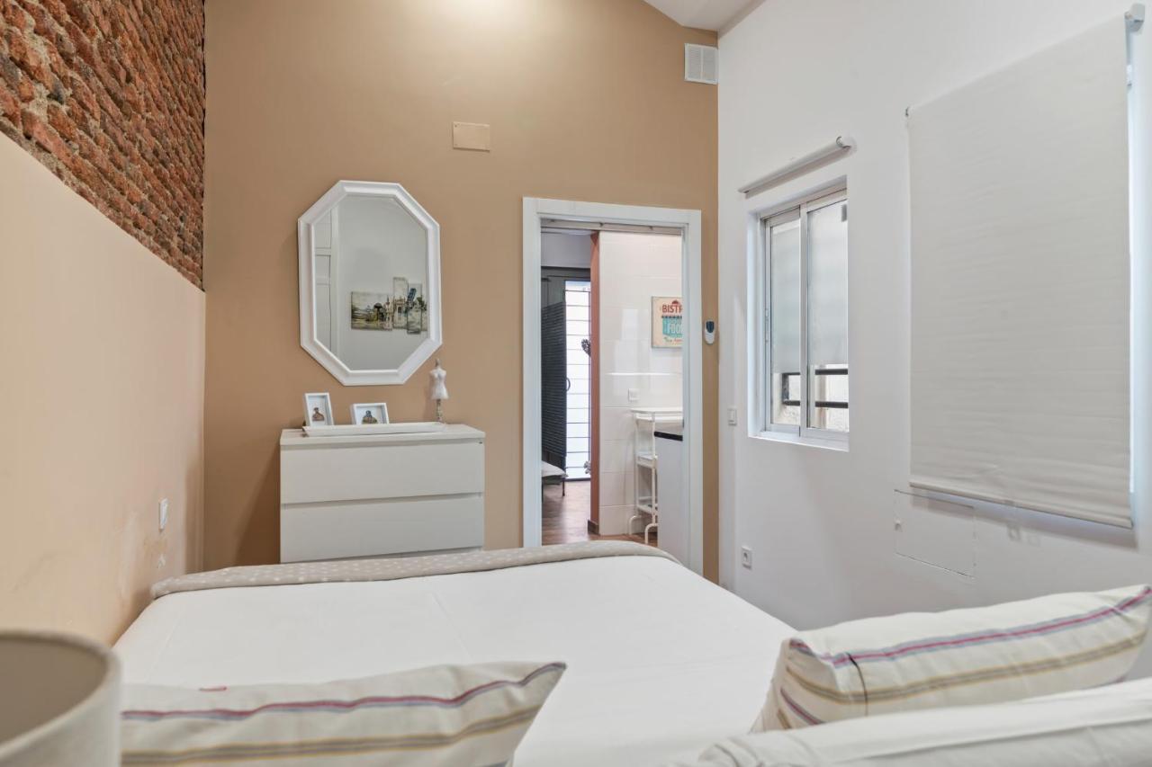 Contemporary Flat With 1-bedroom In *