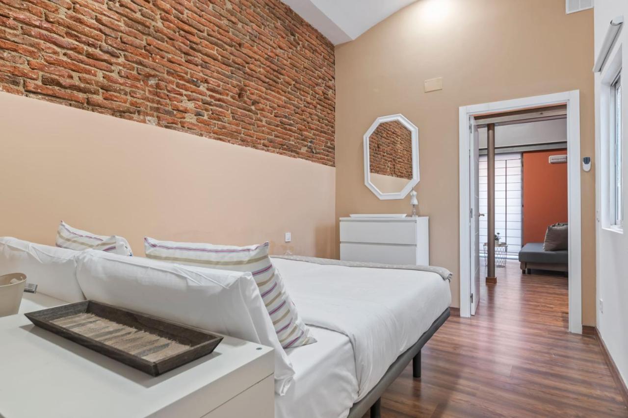 Contemporary Flat With 1-bedroom In Apartment Madrid