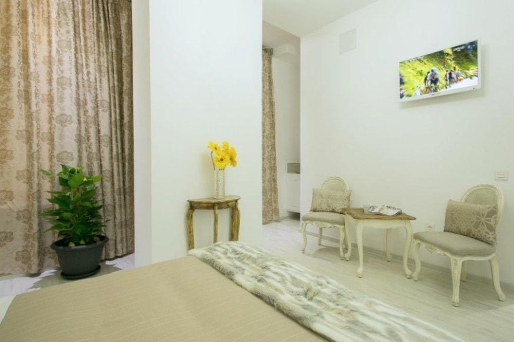 Guest house Palace Madrid
