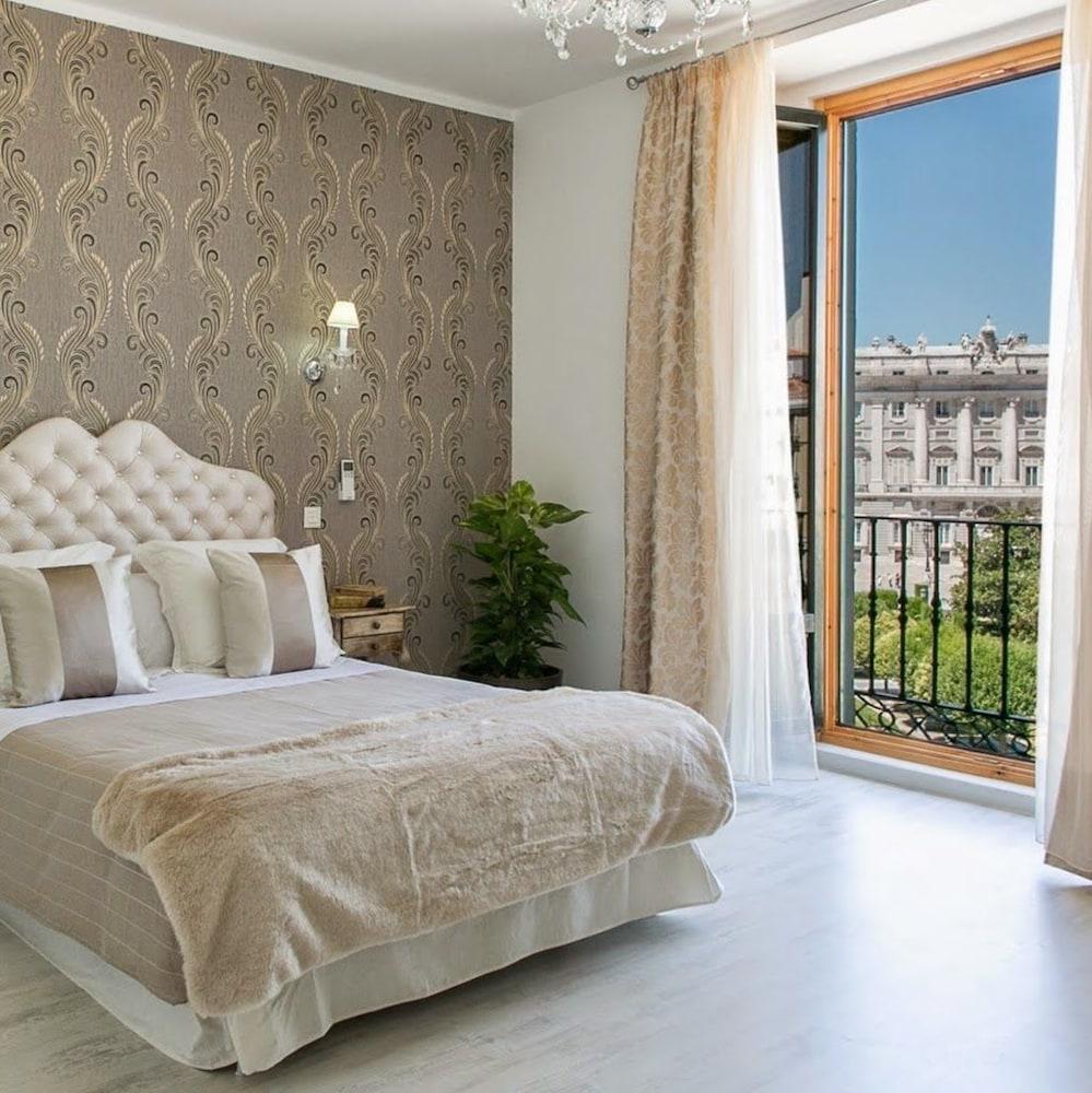 Guest house Palace
