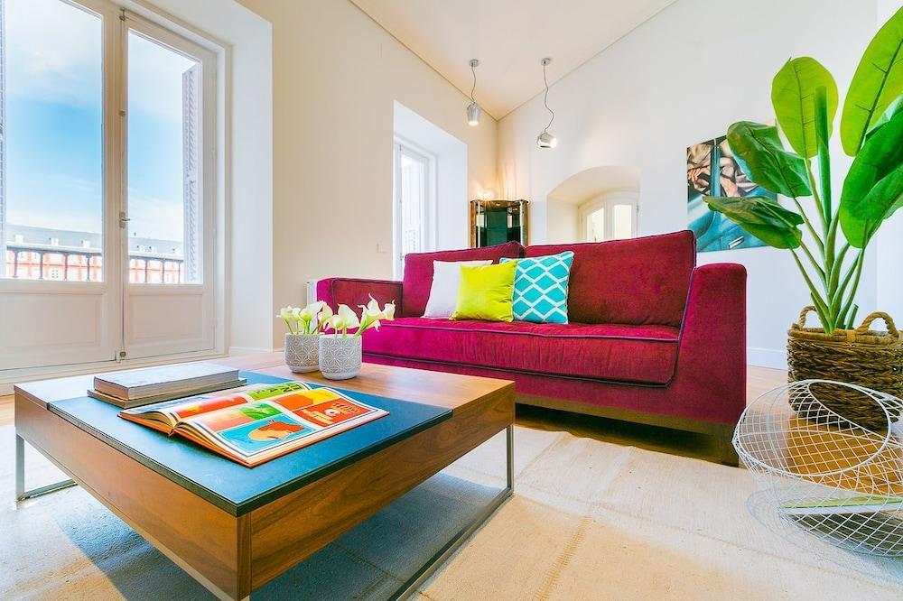 Apartamento Club Plaza Mayor Iv Madri