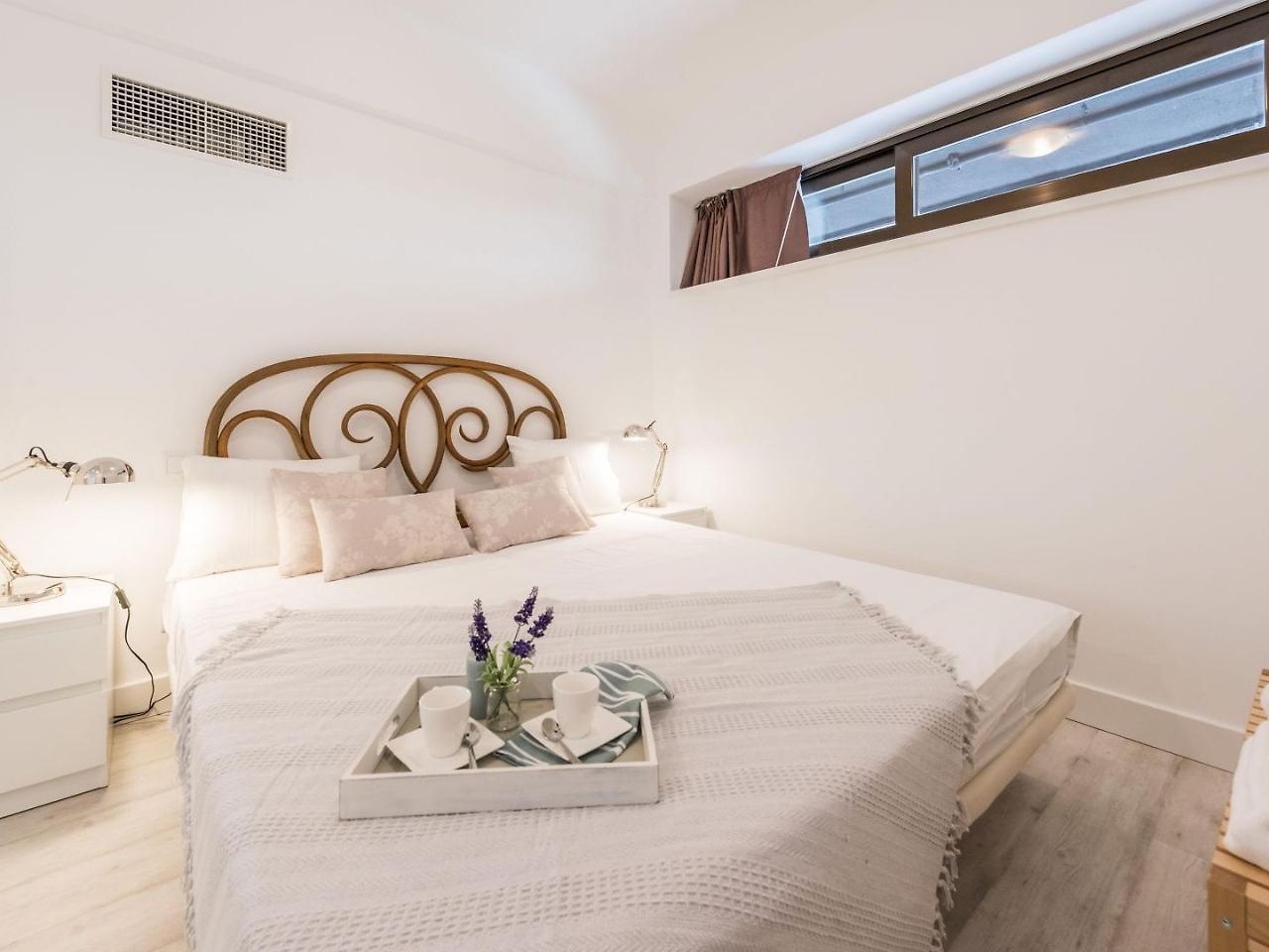 Recoletos Apartment