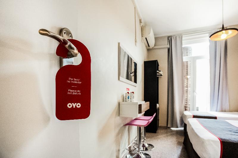 Guest house Ch Murallas Madrid