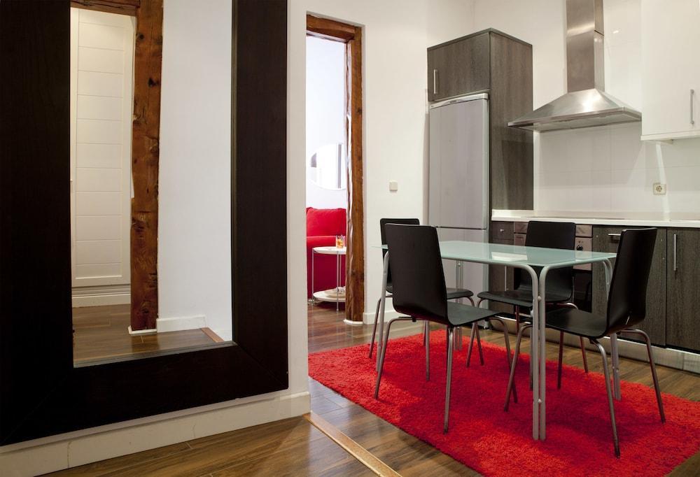 Paseo Del Prado By Allo Housing Madrid
