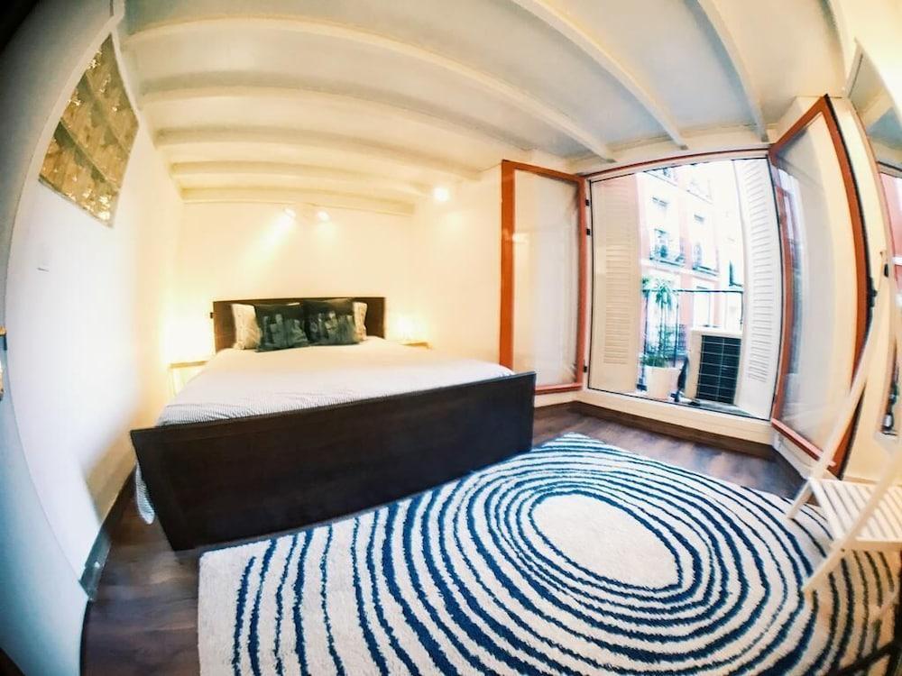 Apartment Lollipop Flats Center Ii