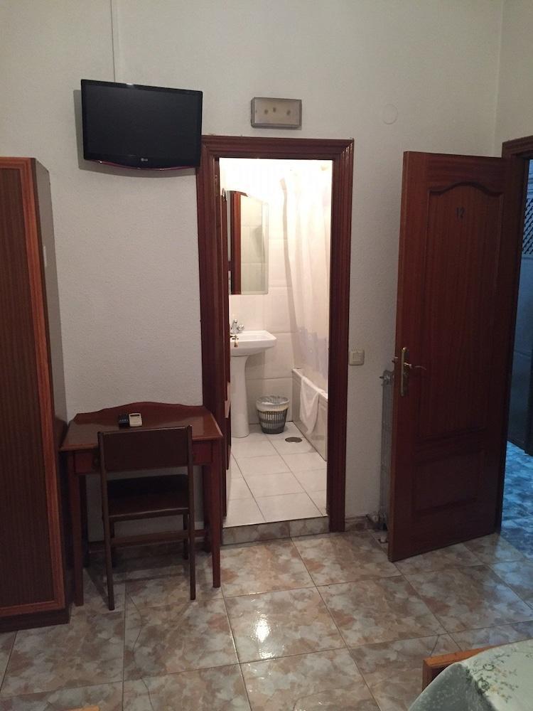Palacios Fuencarral Guest house Madrid