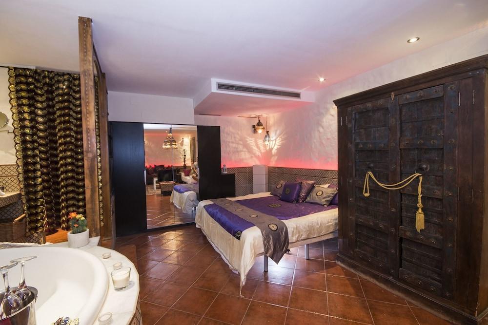 Apartment Alterhome Caballero De Gracia Madrid