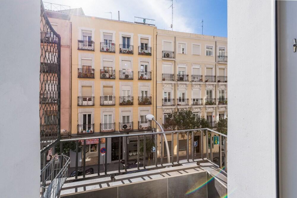 Apartment Moderno Chamberi
