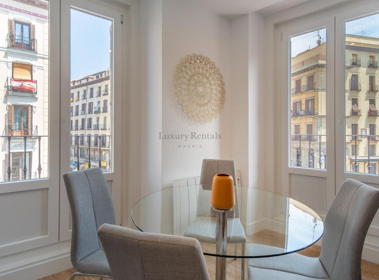 Charming For 4 Steps Away From Mercado De San Miguel , Calle Mayor Iv *