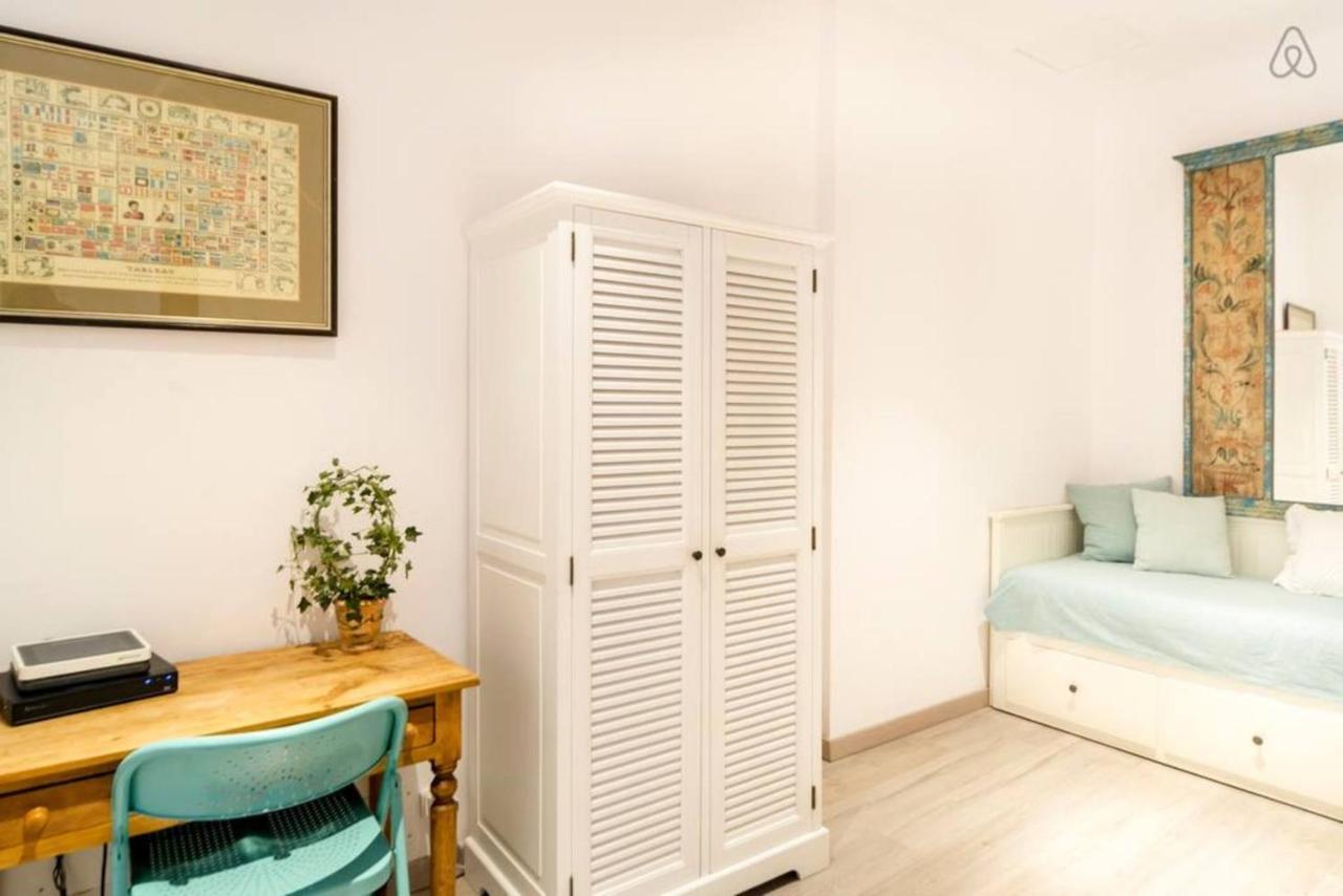 Cosy In The Heart Of Barrio De Letras Apartment