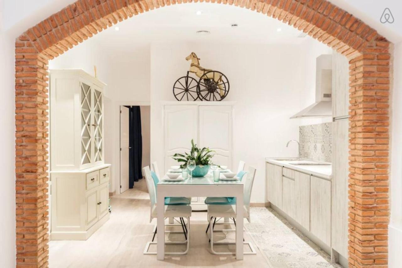 Cosy In The Heart Of Barrio De Letras Apartment