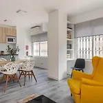 BNBHolder Calm Duplex RETIRO FREE PARKING