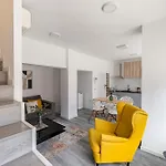 BNBHolder Calm Duplex RETIRO FREE PARKING