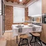 Elegant Apartment In Austrias Neighborhood Con10