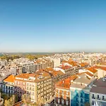Plaza Espana Luxury Apt