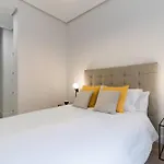 Luz Y Diseno En Malasana, Piso Centrico Y Nuevo