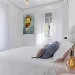 Luz Y Diseno En Malasana, Piso Centrico Y Nuevo